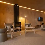 Quo Boutique House