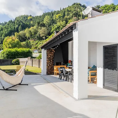 Quo Boutique House Furnas (Azores)