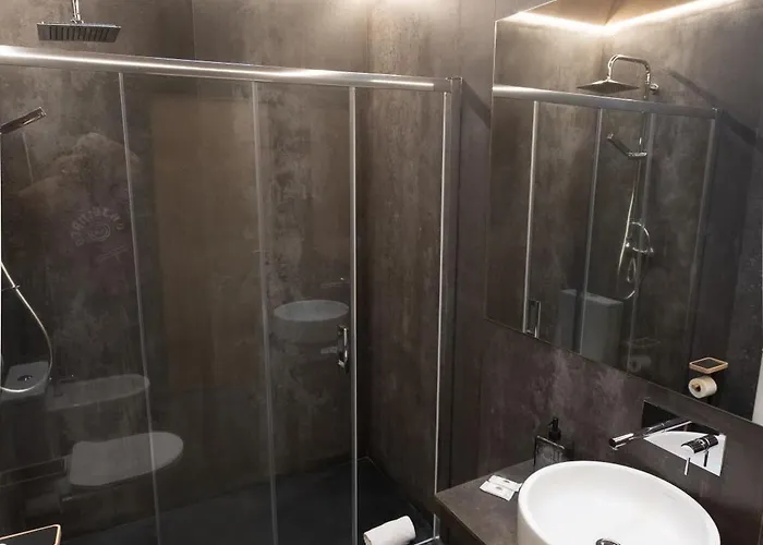 Quo Boutique House *